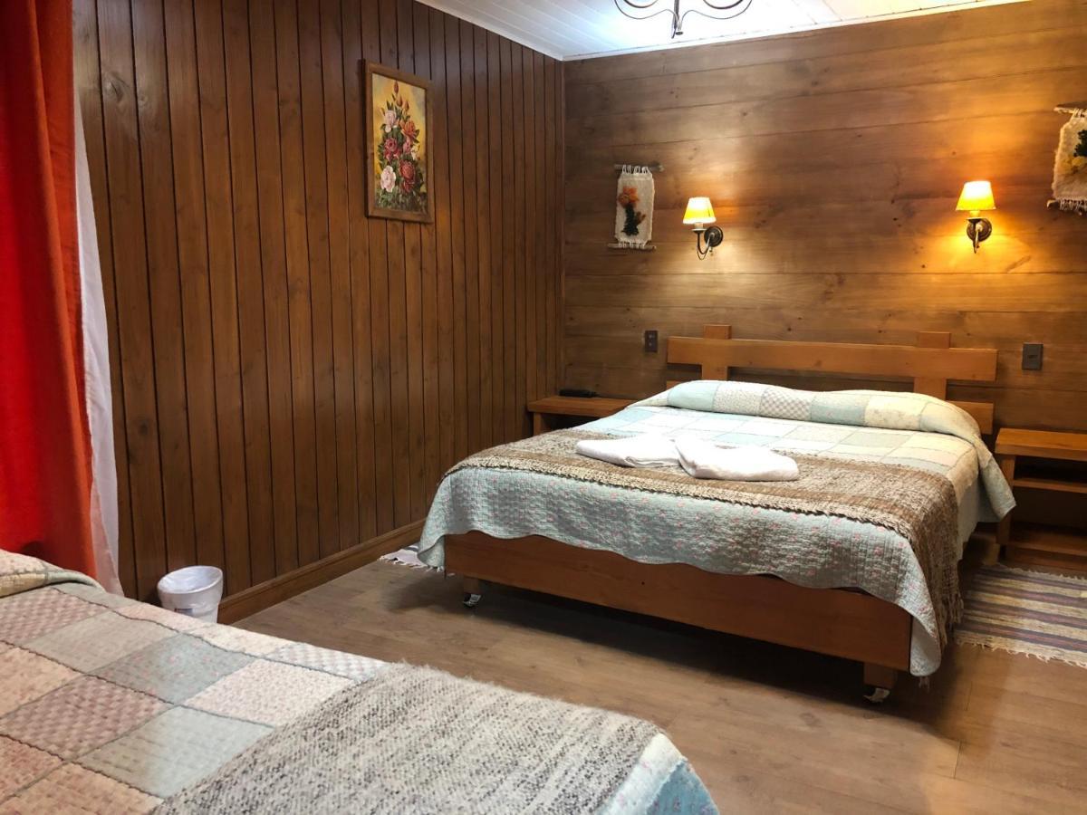 Hostal El Nogal Pucon Ngoại thất bức ảnh