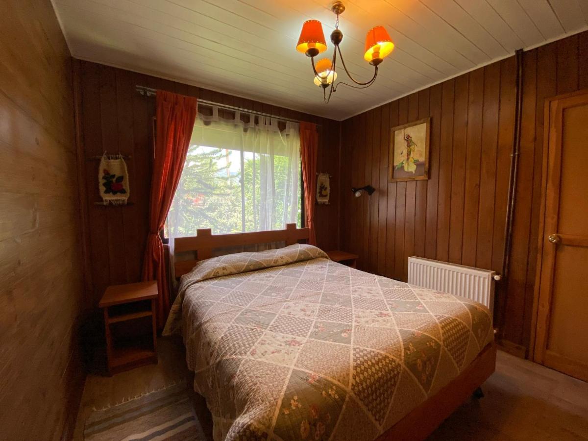 Hostal El Nogal Pucon Ngoại thất bức ảnh