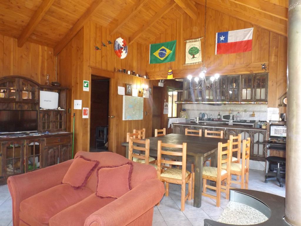 Hostal El Nogal Pucon Ngoại thất bức ảnh