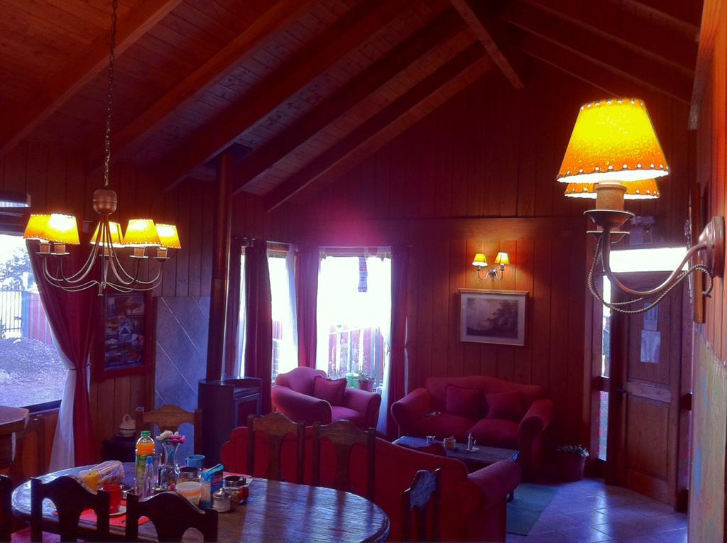 Hostal El Nogal Pucon Ngoại thất bức ảnh
