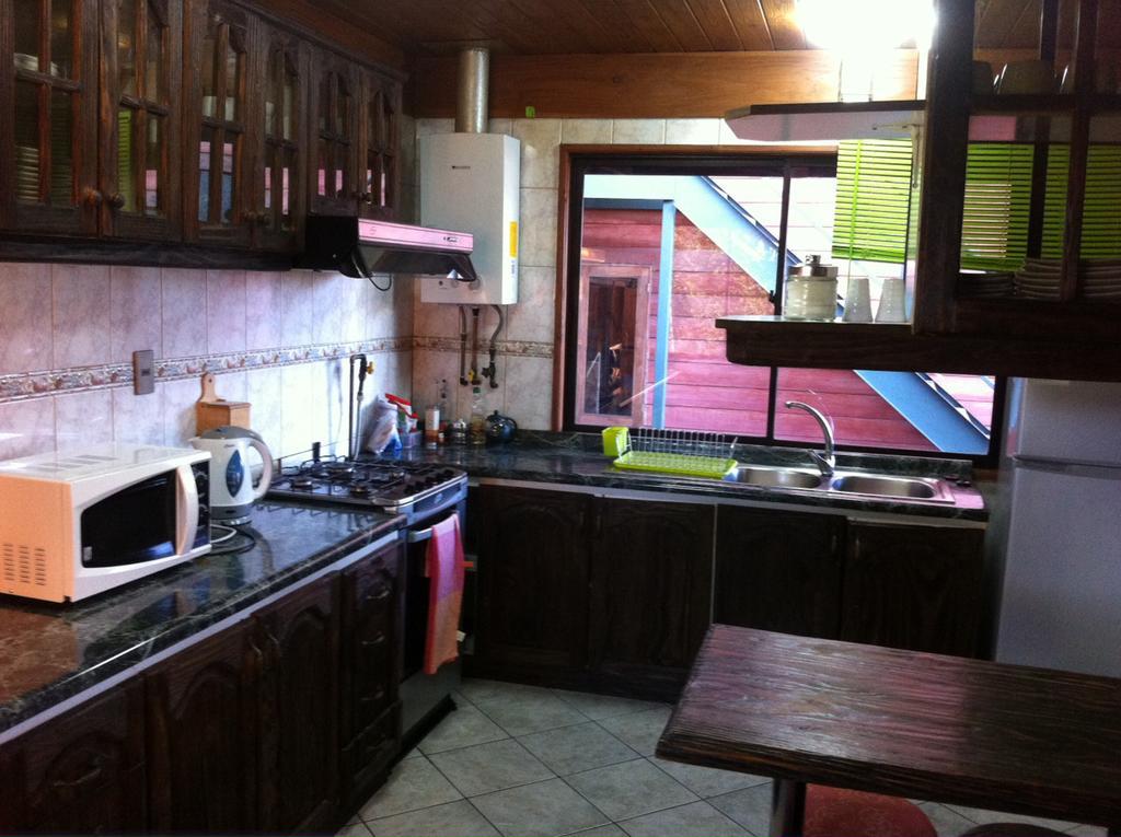 Hostal El Nogal Pucon Ngoại thất bức ảnh