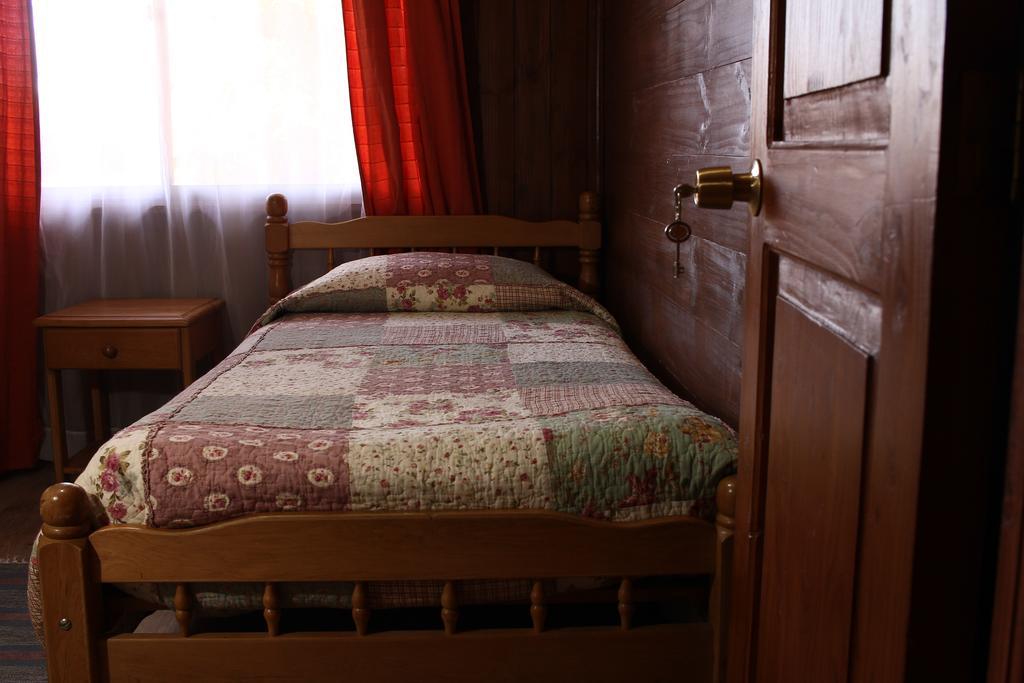 Hostal El Nogal Pucon Ngoại thất bức ảnh