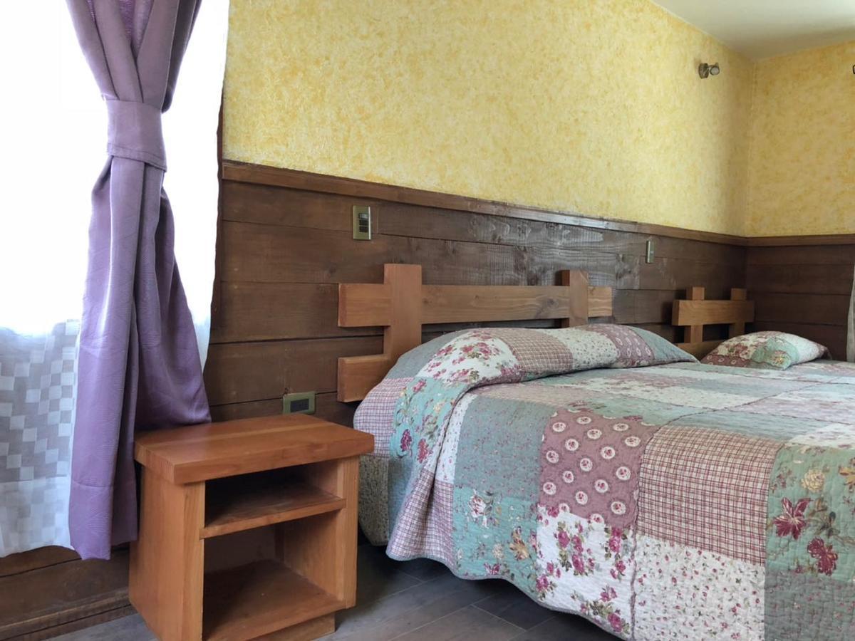 Hostal El Nogal Pucon Ngoại thất bức ảnh